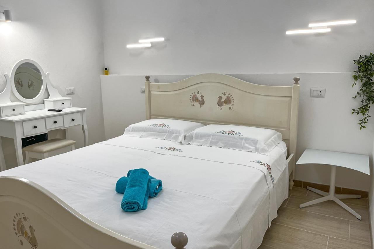 B&B Dimora Orru - Uva Cabras Exterior photo